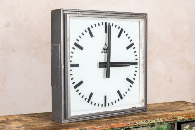 retro electric clock